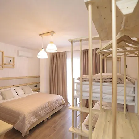 Nidum Harmony Bed & Breakfast