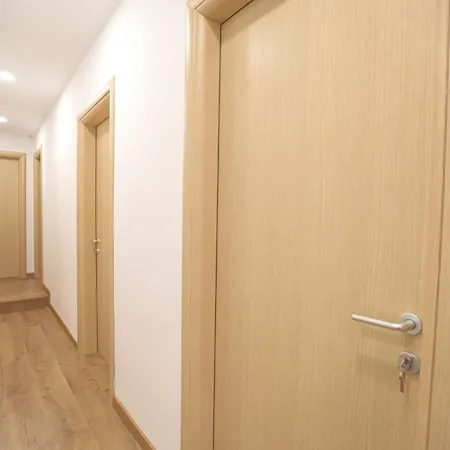 Nidum Harmony 3* Tirana